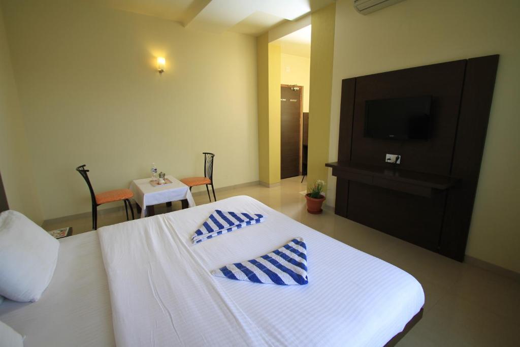 Hotel Sai Smaran Shirdi Room photo